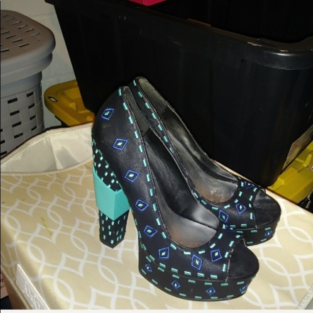 Platform heel so stunning